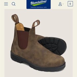 Women’s Classic Chelsea Boots- Rustic Brown (size- 7)